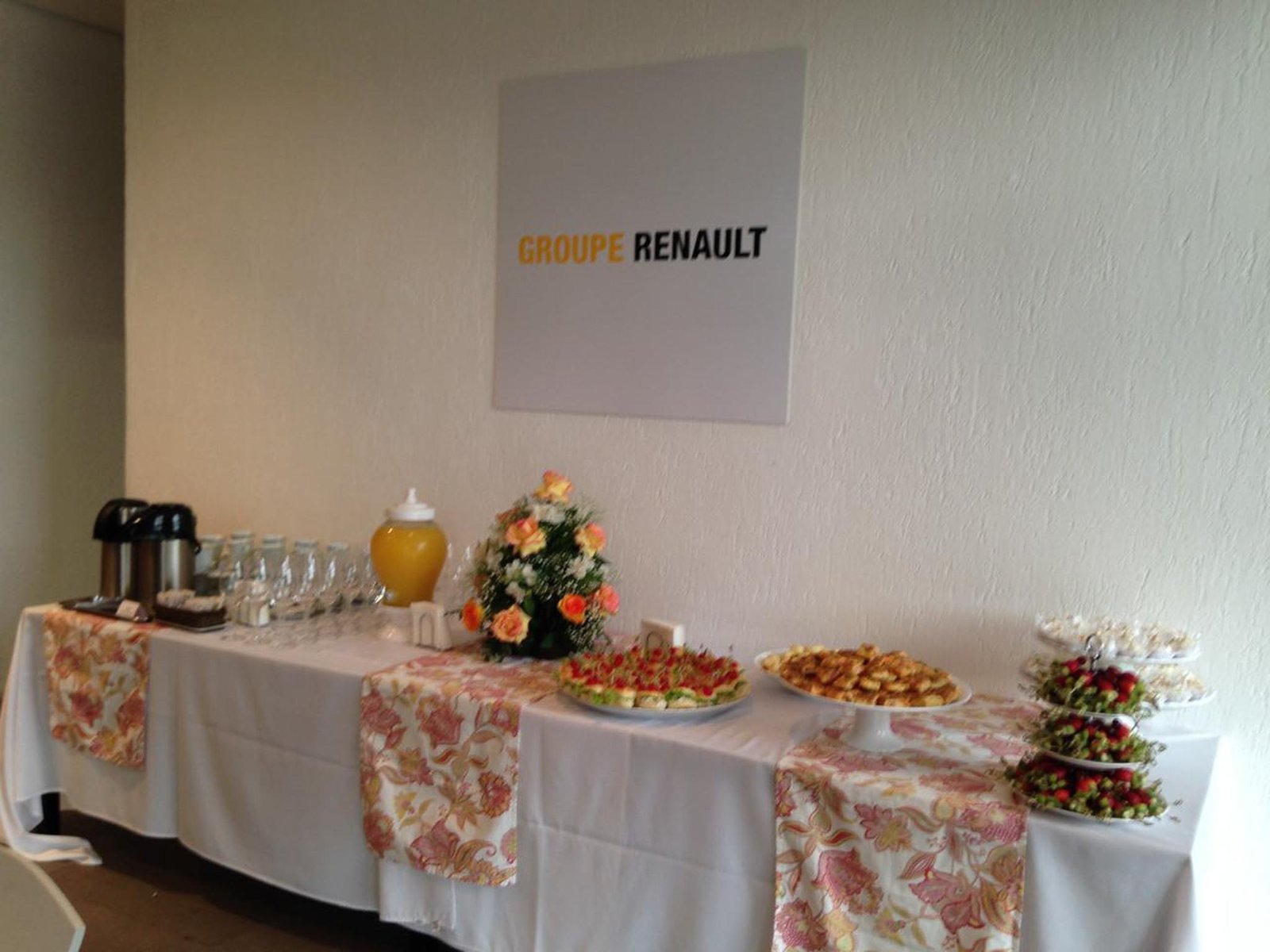 Finger food em Curitiba com mini porções sofisticadas para eventos especiais